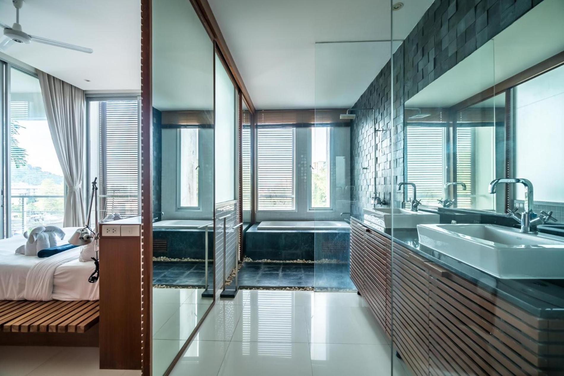 The Quarter By Lofty Apartment Pantai Surin Luaran gambar